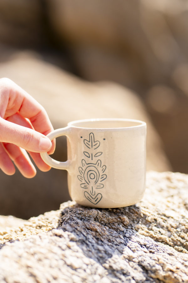 Tasse Broderie Bretonne, modèle 2 – Image 2